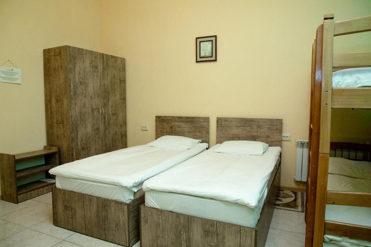 Primavera Hotel Jerevan Exteriör bild